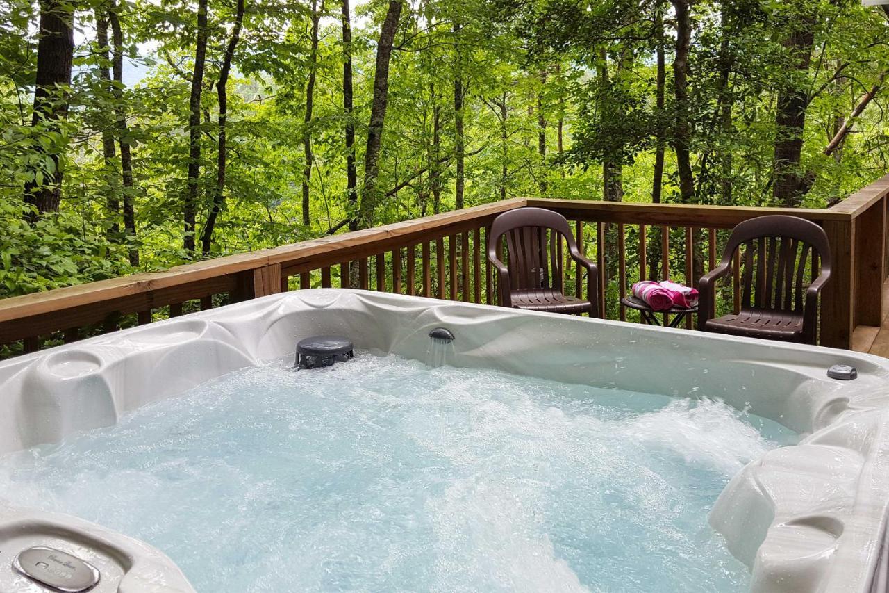 Natures Retreat With Hot Tub 7 Mi To Bryson City Whittier Eksteriør billede